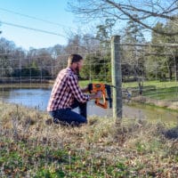 Cordless fence post stapler great for repairs