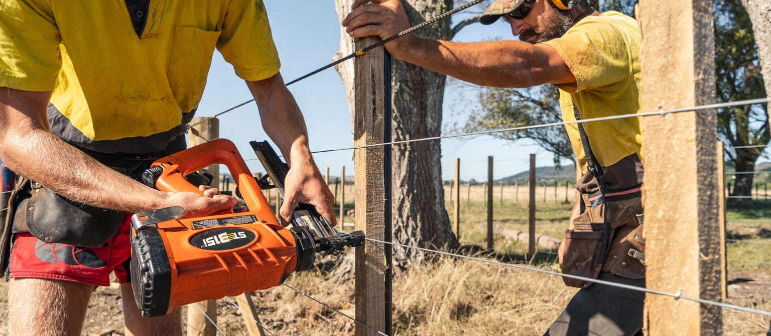 Fence Post Batten Stapler Gun Cordless & Pneumatic Batten stapler gun