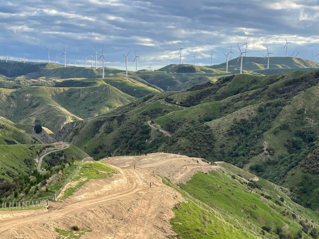 Webp Main Highway Alongside Wind Farm In Manawatu